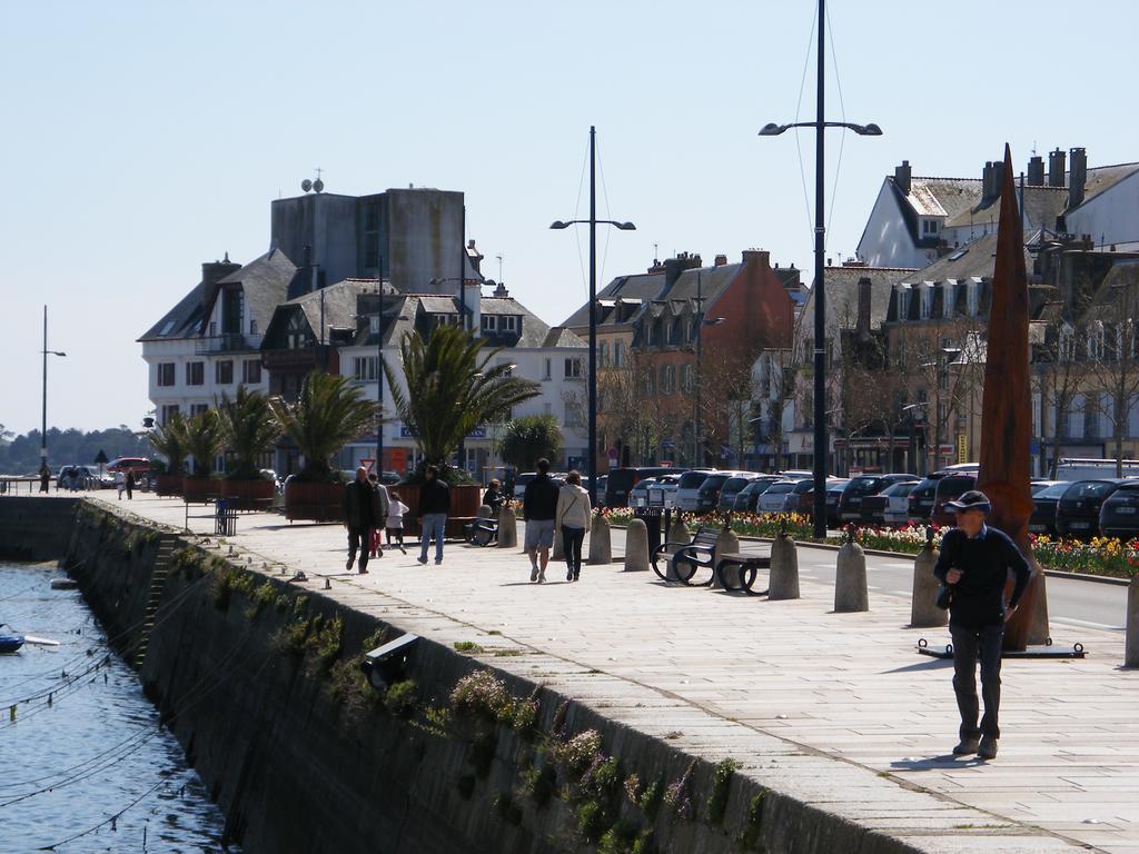 Hotel Modern Concarneau Exterior photo